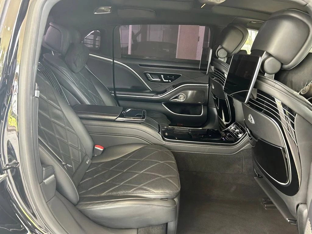 Used 2021 White Mercedes-Benz Maybach S 580 image 27