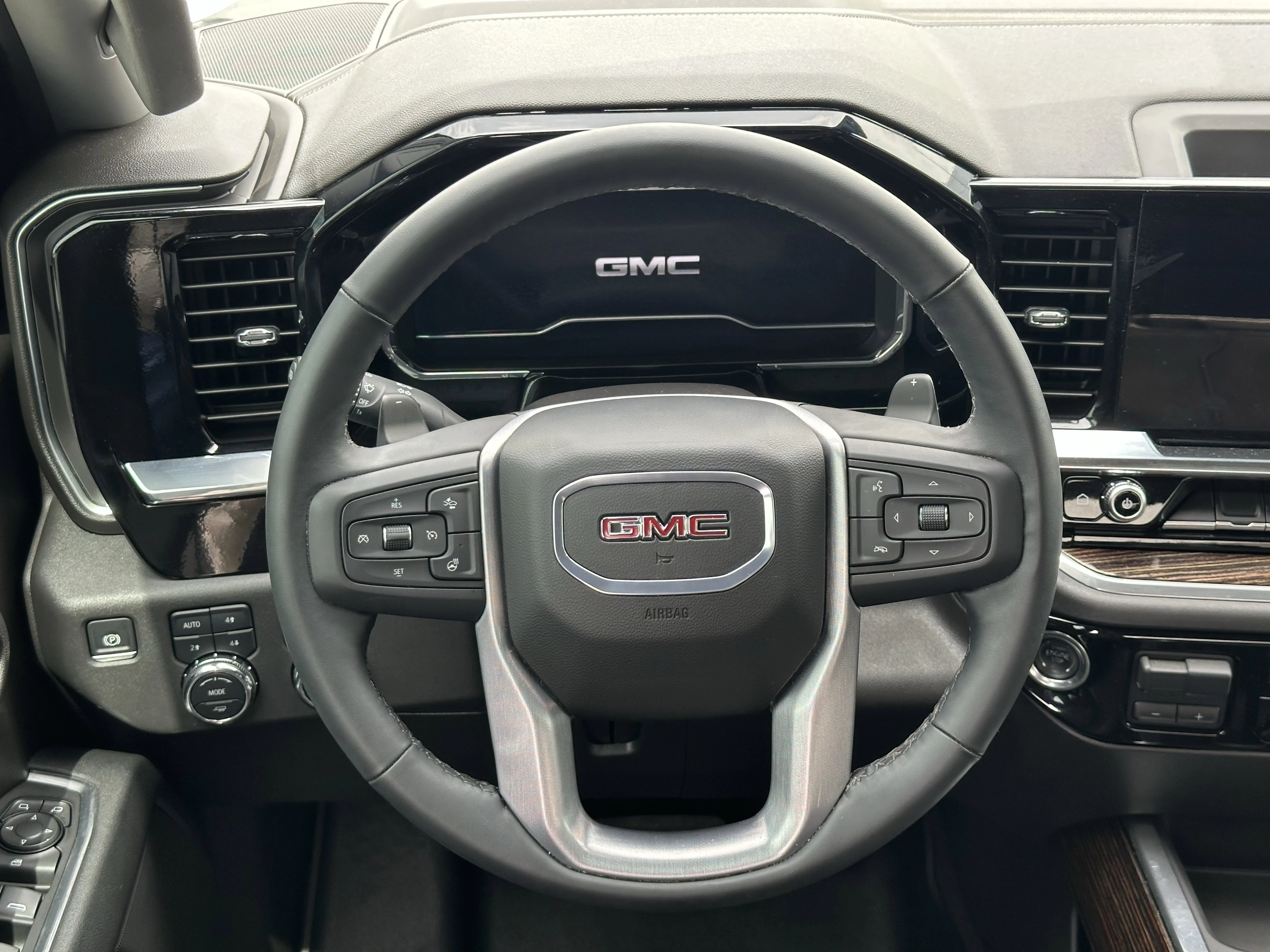 Certified Used 2025 White GMC Elevation image 12