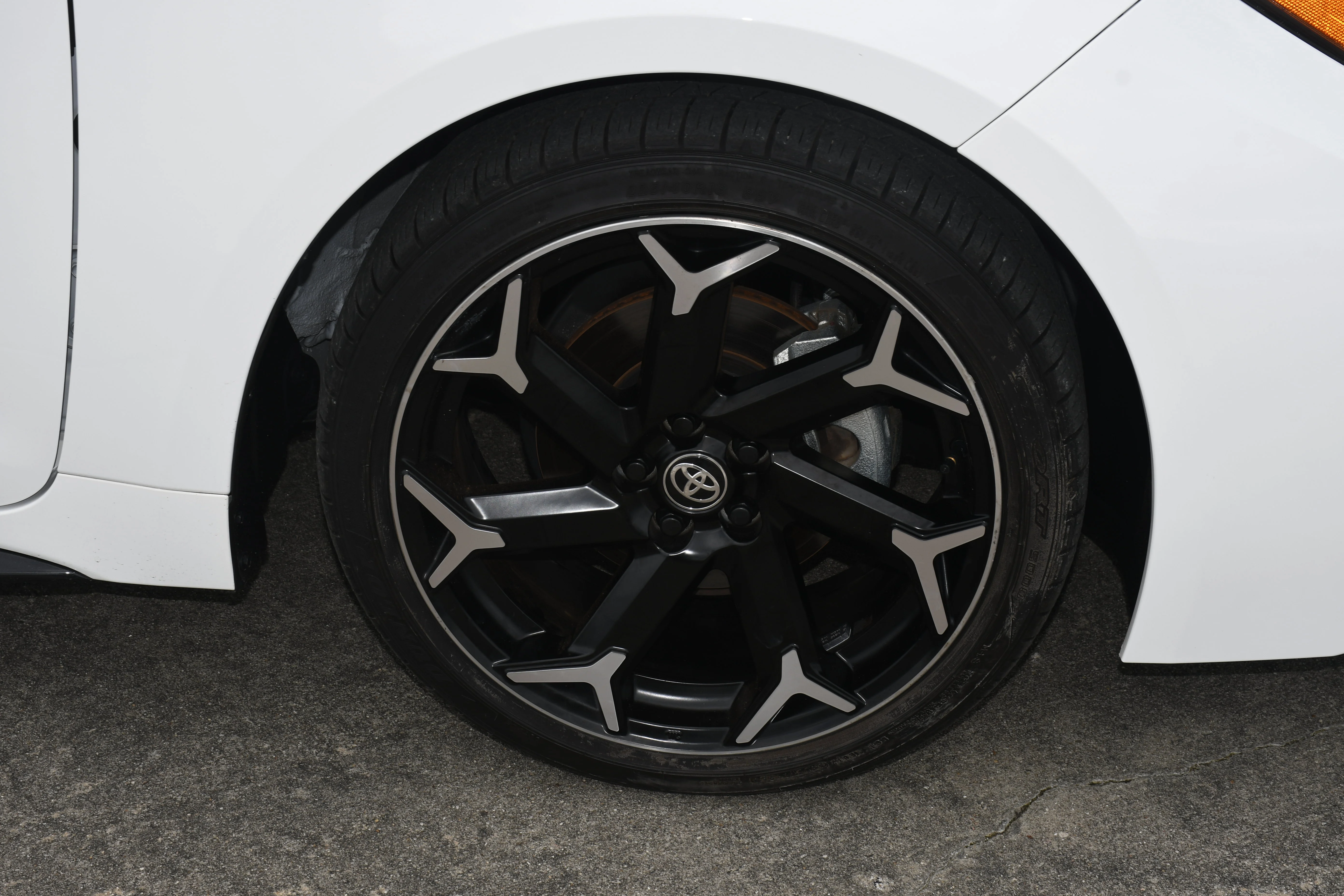 Used 2025 White Toyota FX image 19