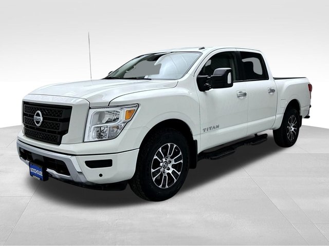 2021 Nissan Titan SV