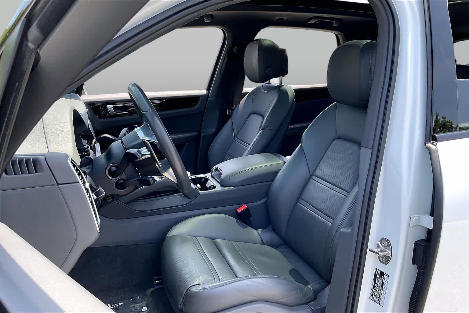 Pre-Owned 2021 Porsche Cayenne