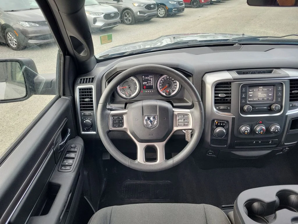 Used 2024 Billet Silver Metallic Clearcoat Ram Warlock image 25