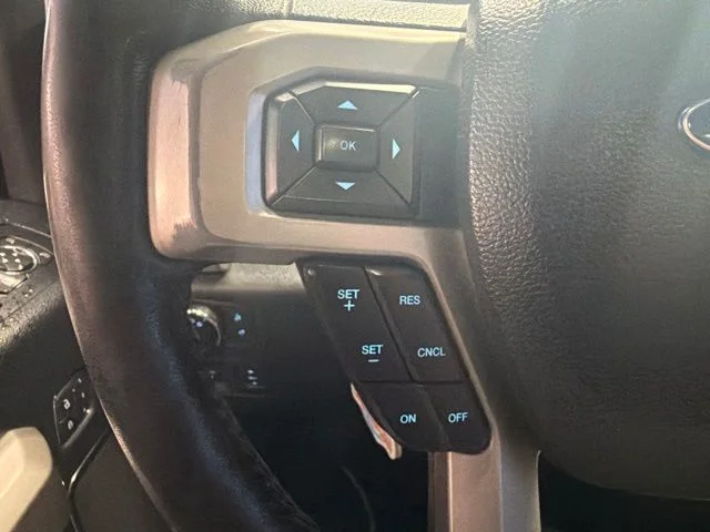 Used 2018 Red Ford Lariat image 20