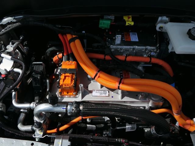 2027 Chevrolet Bolt RS - Photo 28
