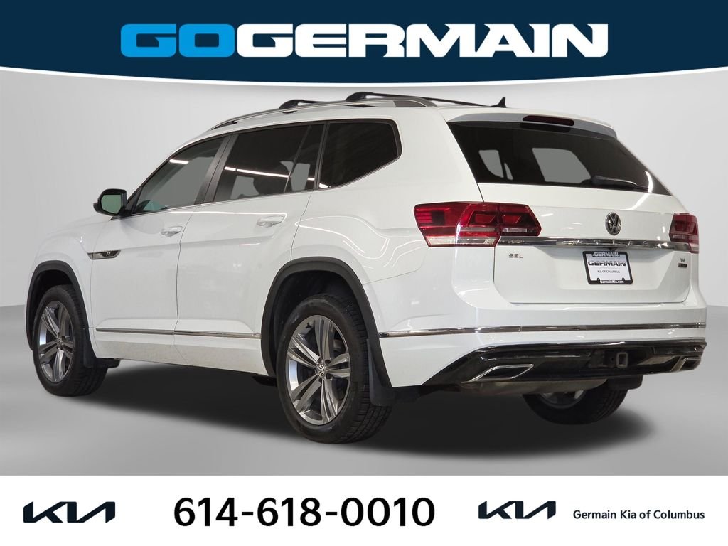 Used 2018  Volkswagen SEL image 11