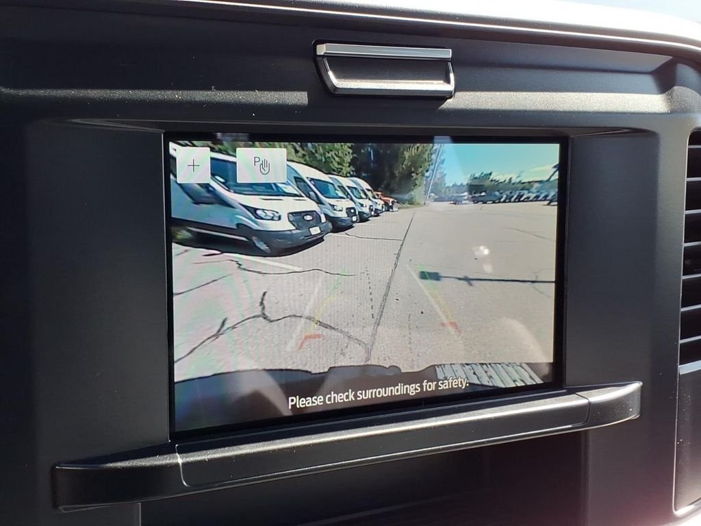 New 2027 Oxford White Ford F-250® XL image 23