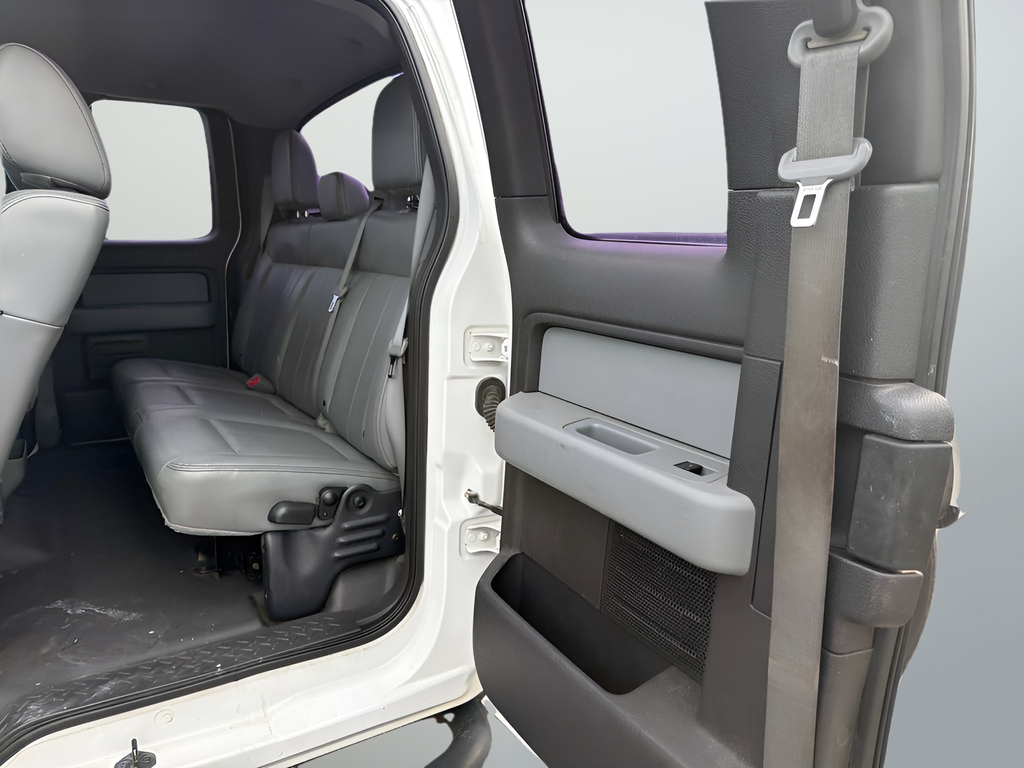 Used 2013 White Ford XL image 16