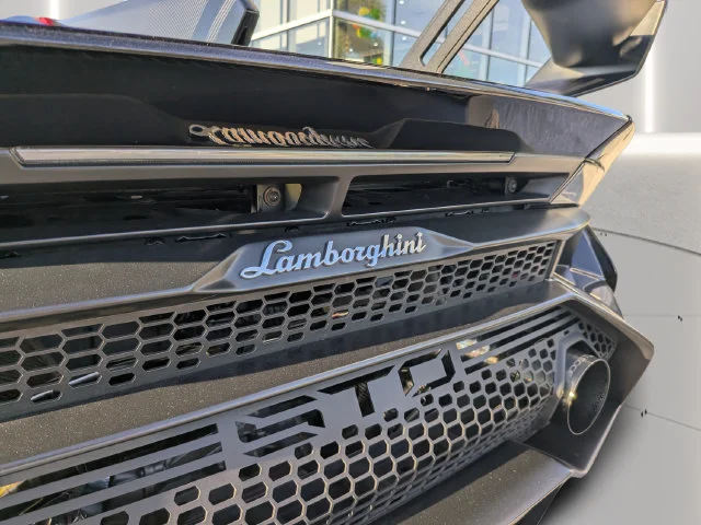 Used 2023 Black Lamborghini Base image 11