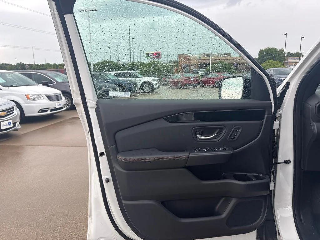 Used 2026 White Honda TrailSport image 9