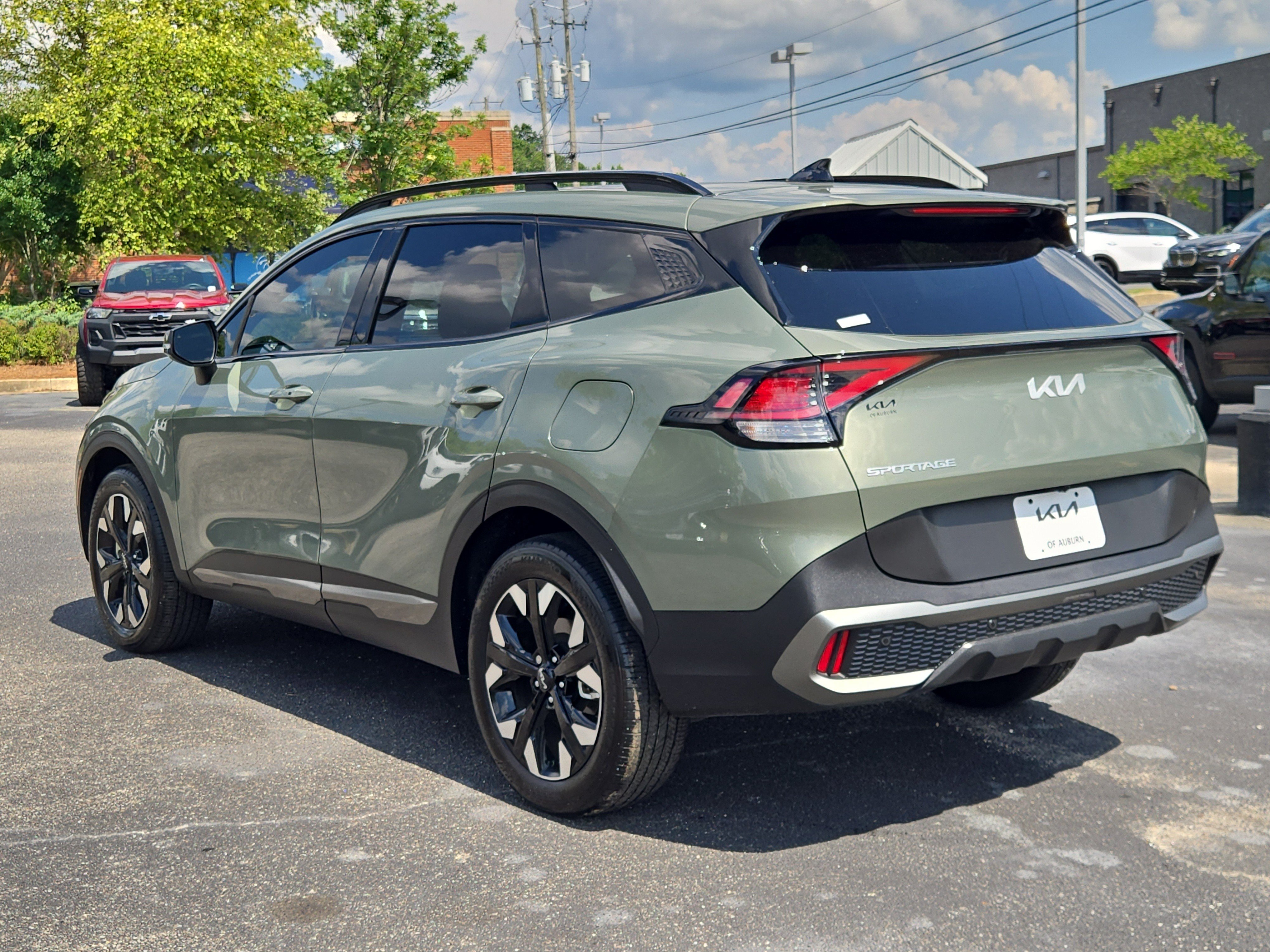 Used 2024 Jungle Green Kia X-Line image 7