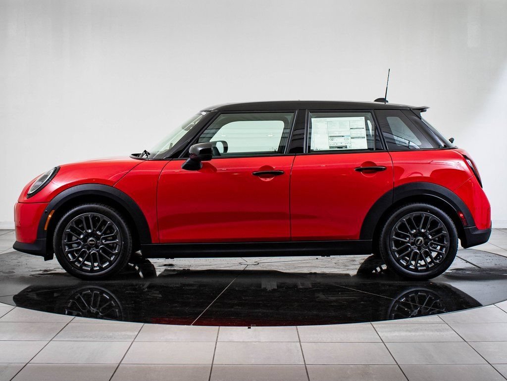 Used 2026 Chili Red MINI Signature image 12