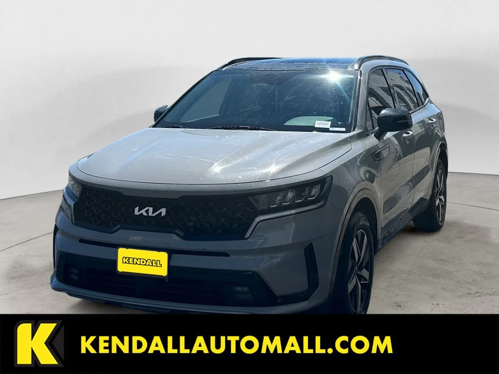 Used 2022 Gray Kia EX image 1