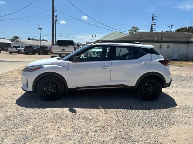 Used 2023 White Nissan SR image 8