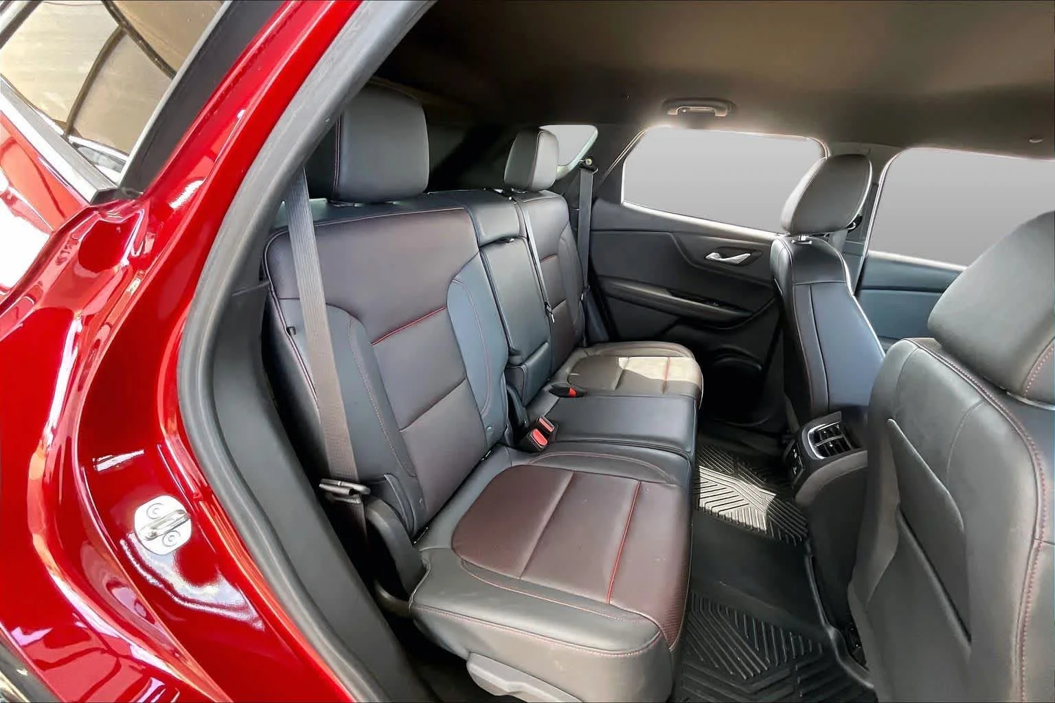 Used 2022 Cherry Red Tintcoat Chevrolet RS image 17