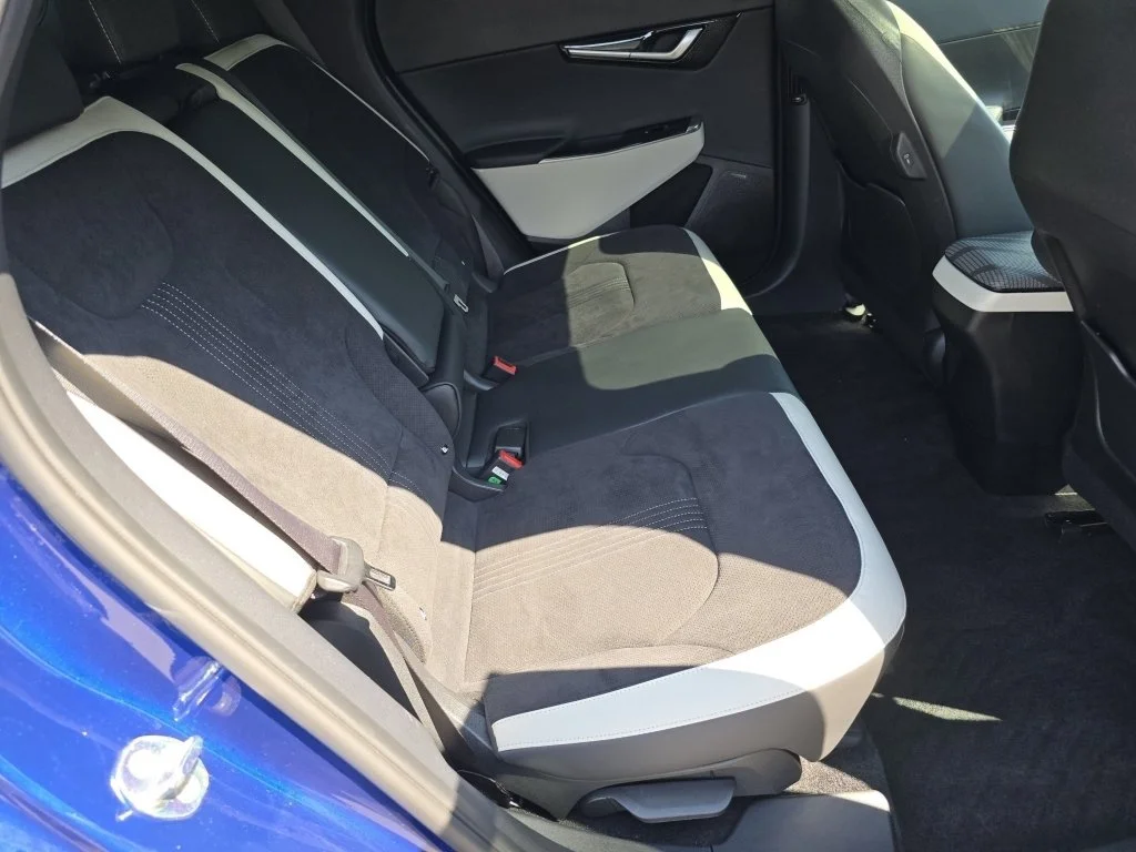 Used 2022 Yacht Blue Kia GT-Line image 27