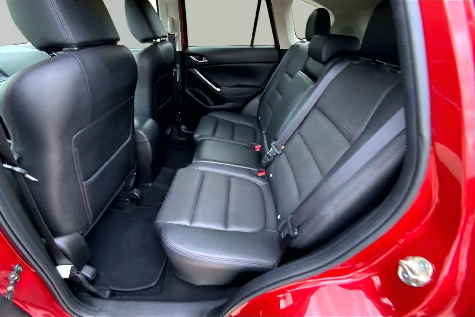 Used 2016 Soul Red Metallic Mazda Grand Touring image 21