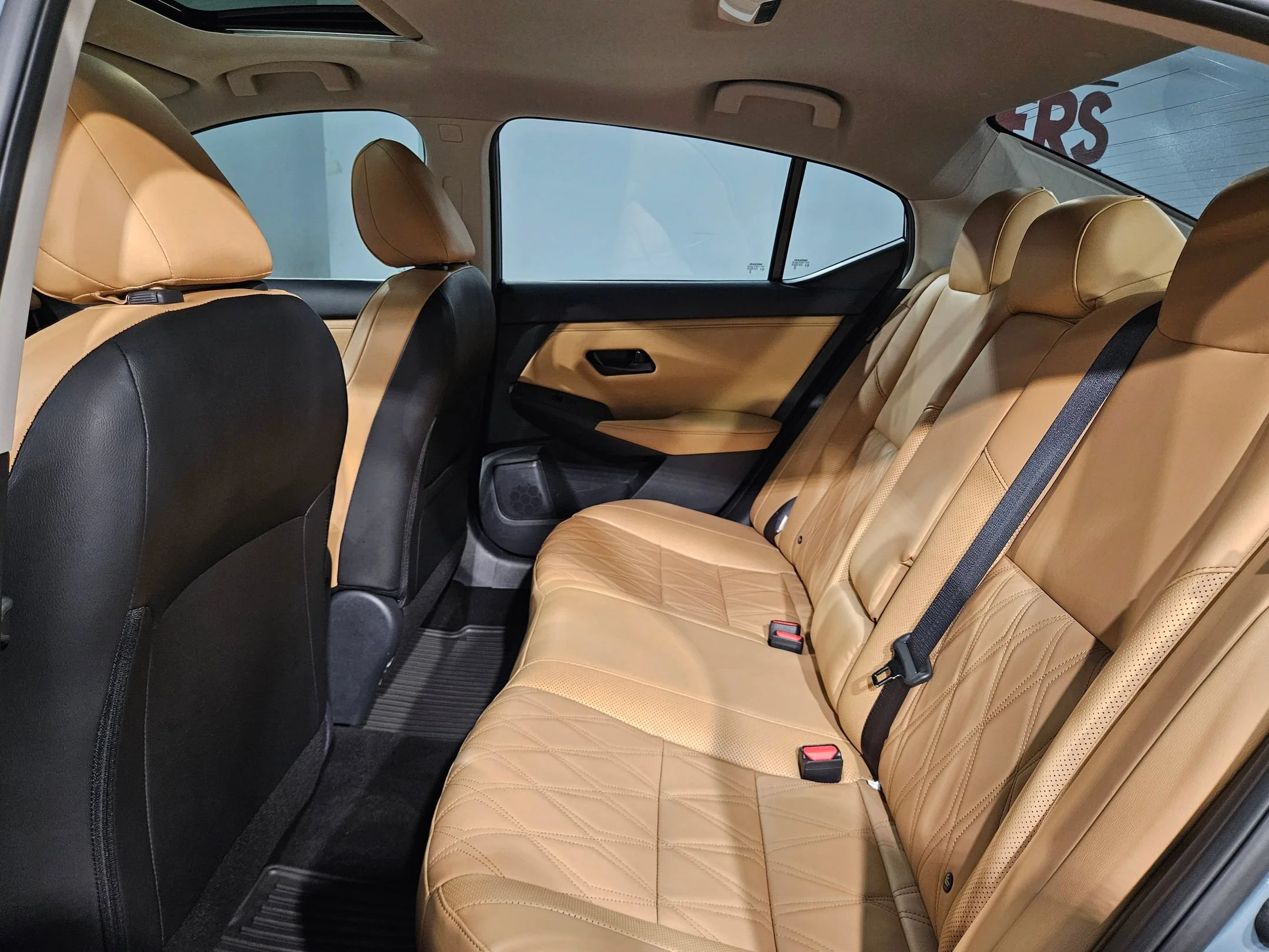 Used 2025 Atlantic Gray Metallic Nissan SV image 36