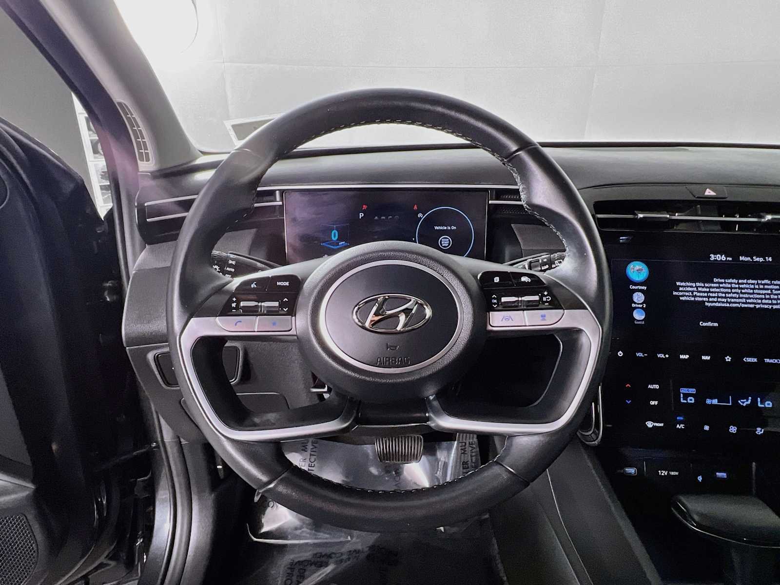 Used 2024 Dark Gray Metallic Hyundai SEL image 11