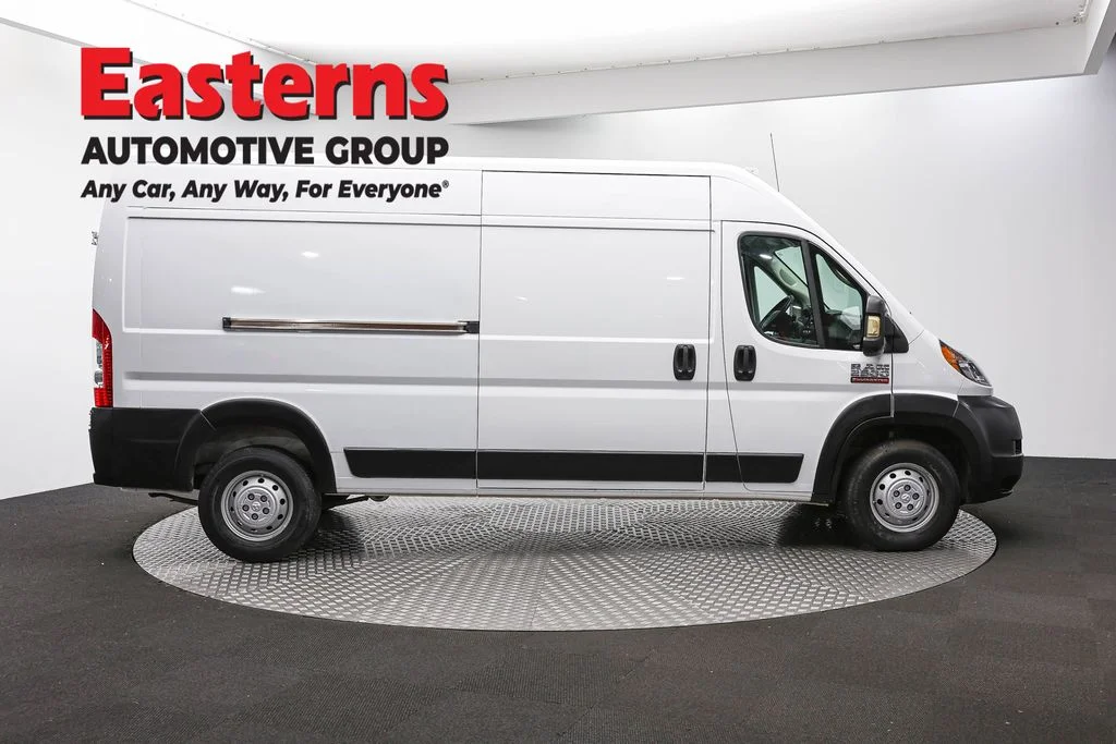 Used 2021 White Ram High Roof image 4