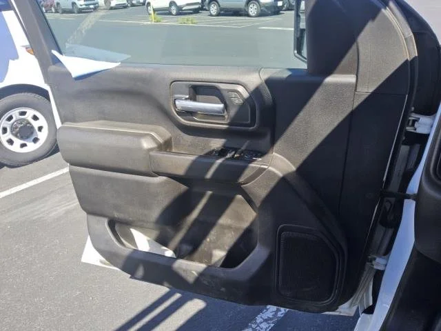 Used 2023 SUMMIT WHITE GMC Pro image 6