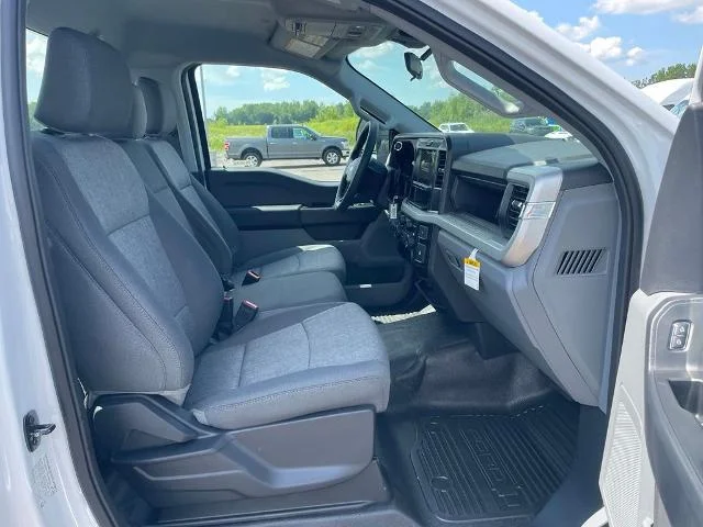 New 2026 Oxford White Ford F-350® XL image 42