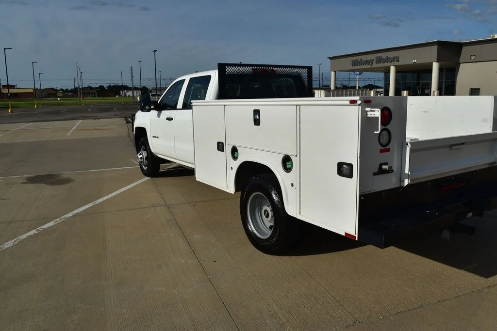 Used 2015 White Chevrolet Work Truck image 8