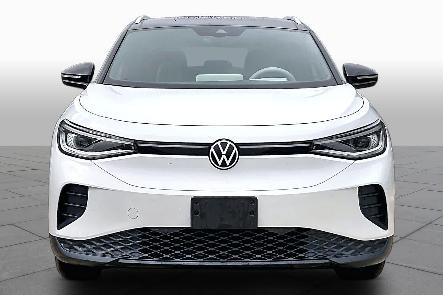 Used 2021 Glacier White Metallic/Black Roof Volkswagen 1st Edition image 3