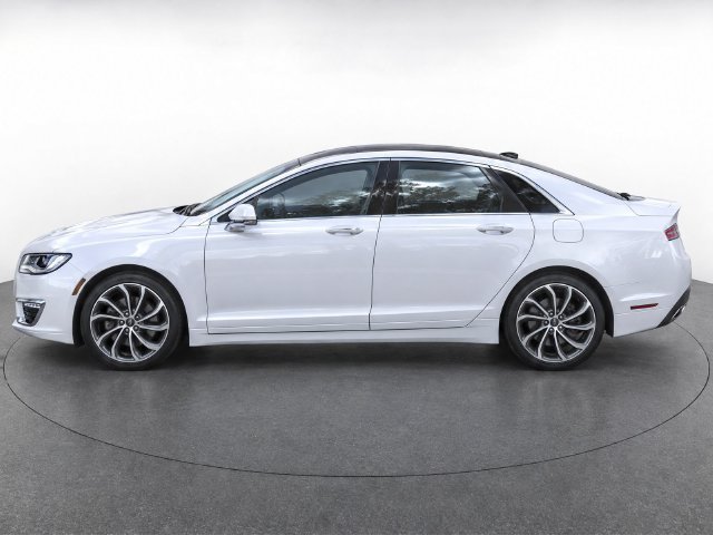 Used 2018 White Lincoln Reserve image 6