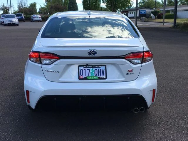 Certified Used 2025 WIND CHILL PEARL Toyota  image 6