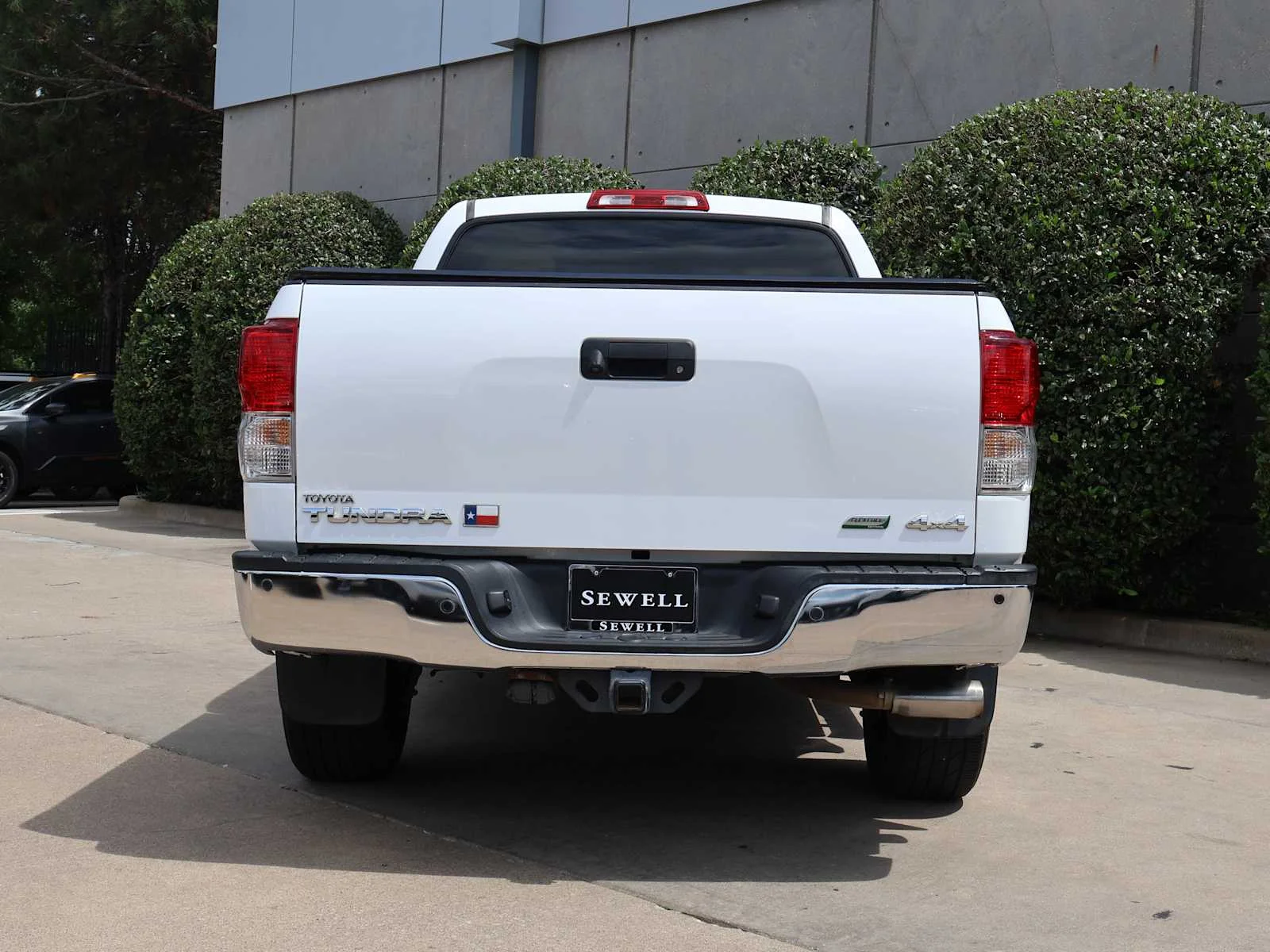 Used 2013 Super White Toyota LTD image 9