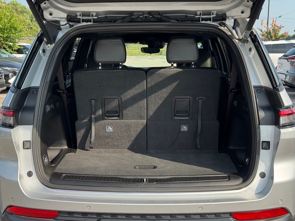 2023 Jeep Grand Cherokee L Altitude - Photo 13