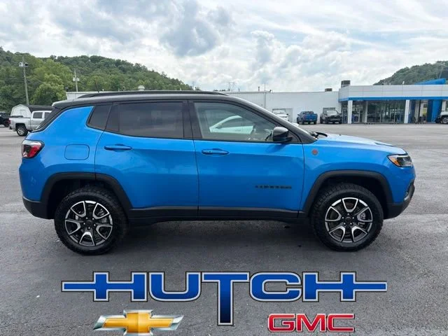 Used 2025 Blue Jeep Trailhawk image 7