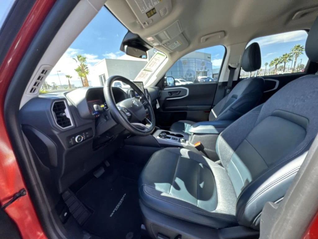 Used 2023 Red Ford Outer Banks image 10