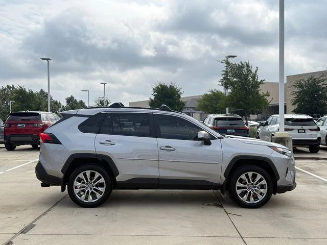 Certified Used 2025 Silver Toyota XLE Premium image 38