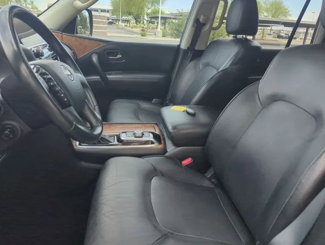 Used 2022 Gray Nissan SL image 11