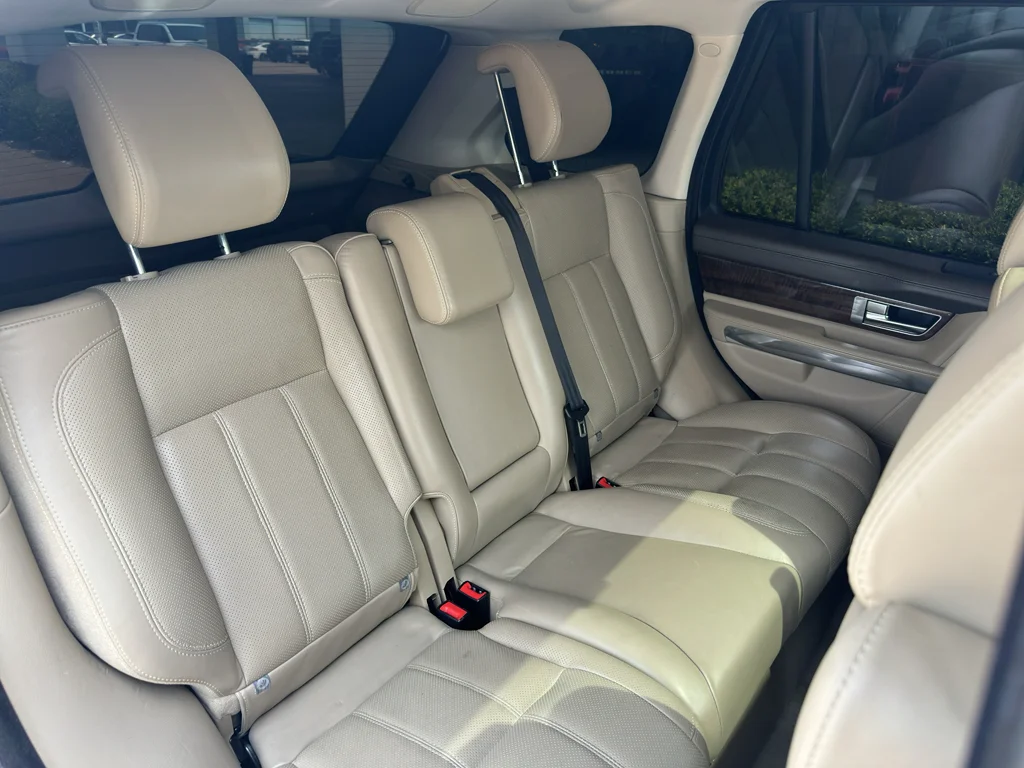 Used 2013 Fuji White Land Rover HSE LUX image 5