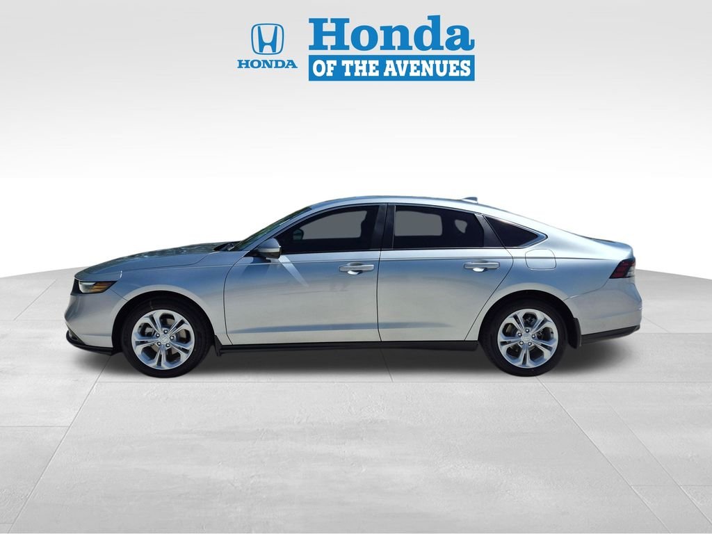 New 2026 Solar Silver Metallic Honda LX image 4