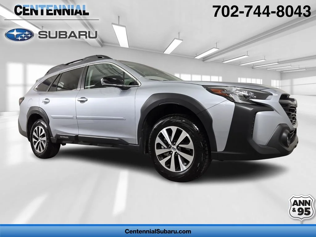 2025 Subaru Outback Premium's photo