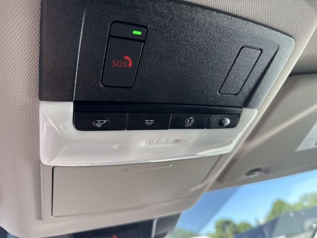 Used 2021 Gun Metallic Nissan SV image 27