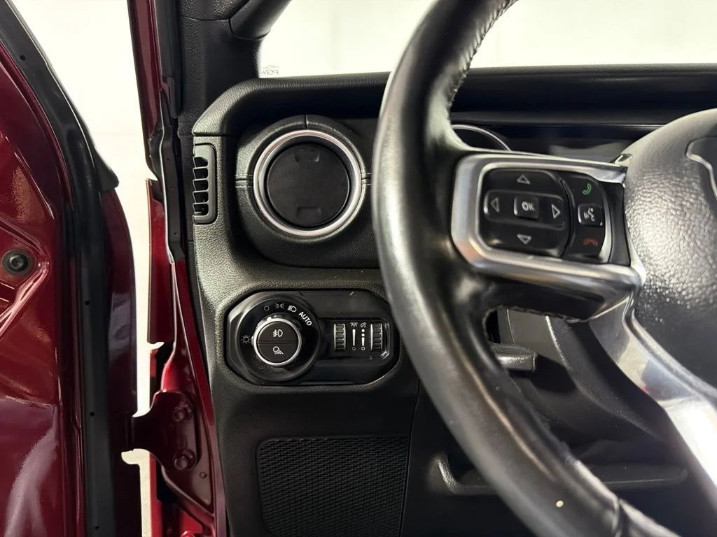 Used 2021 Red Jeep Overland image 14