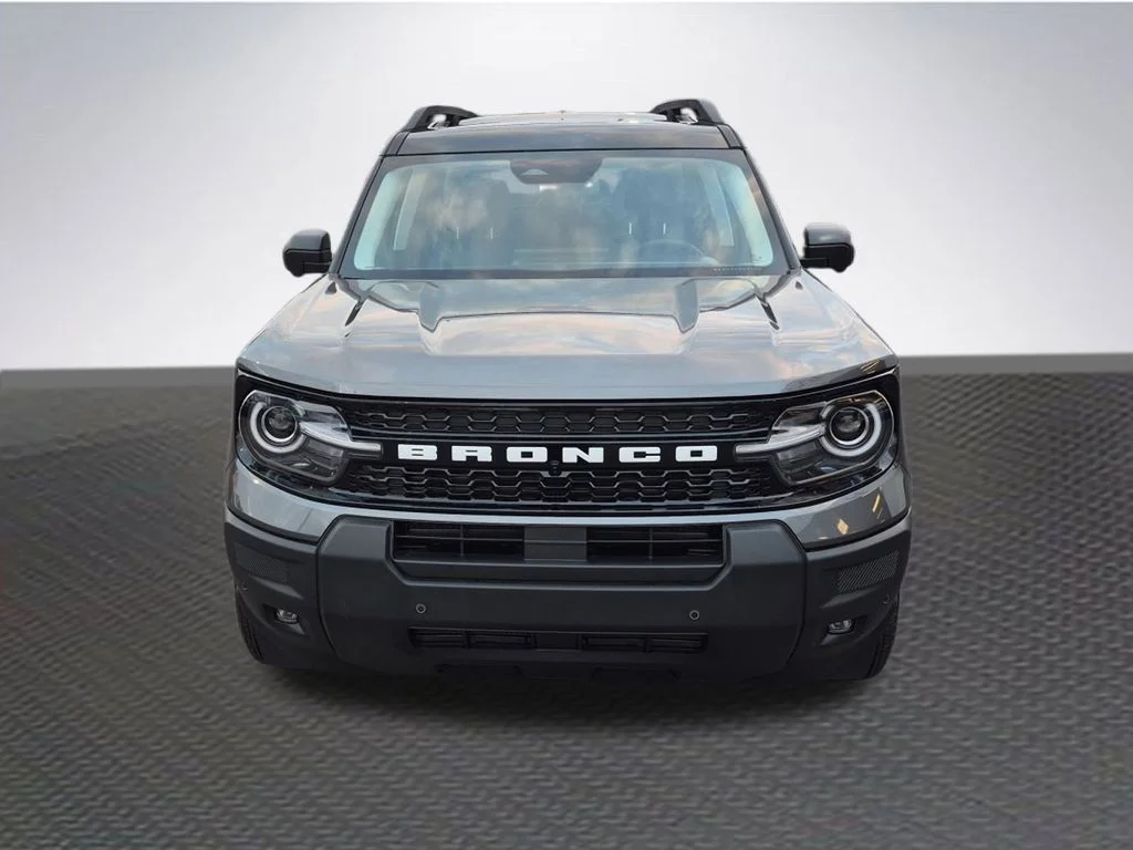 New 2025 Carbonized Gray Metallic Ford Outer Banks® image 3