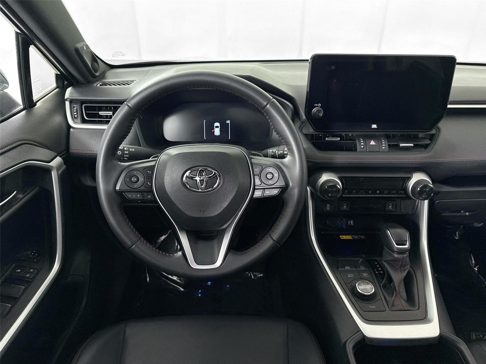 2025 Toyota RAV4 XSE - Photo 34
