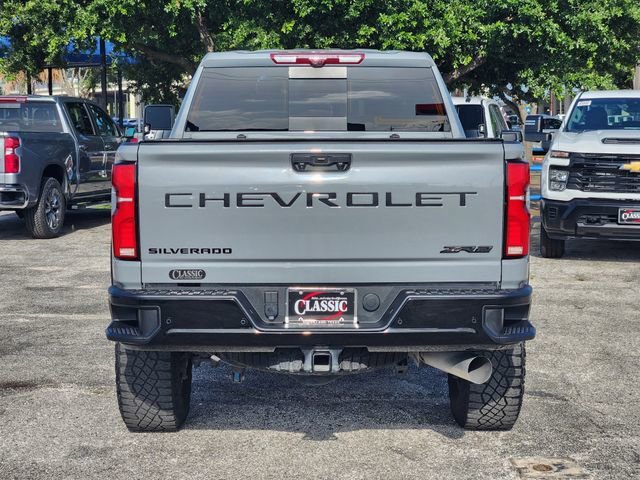 2025 Chevrolet Silverado 2500HD ZR2 - Photo 6