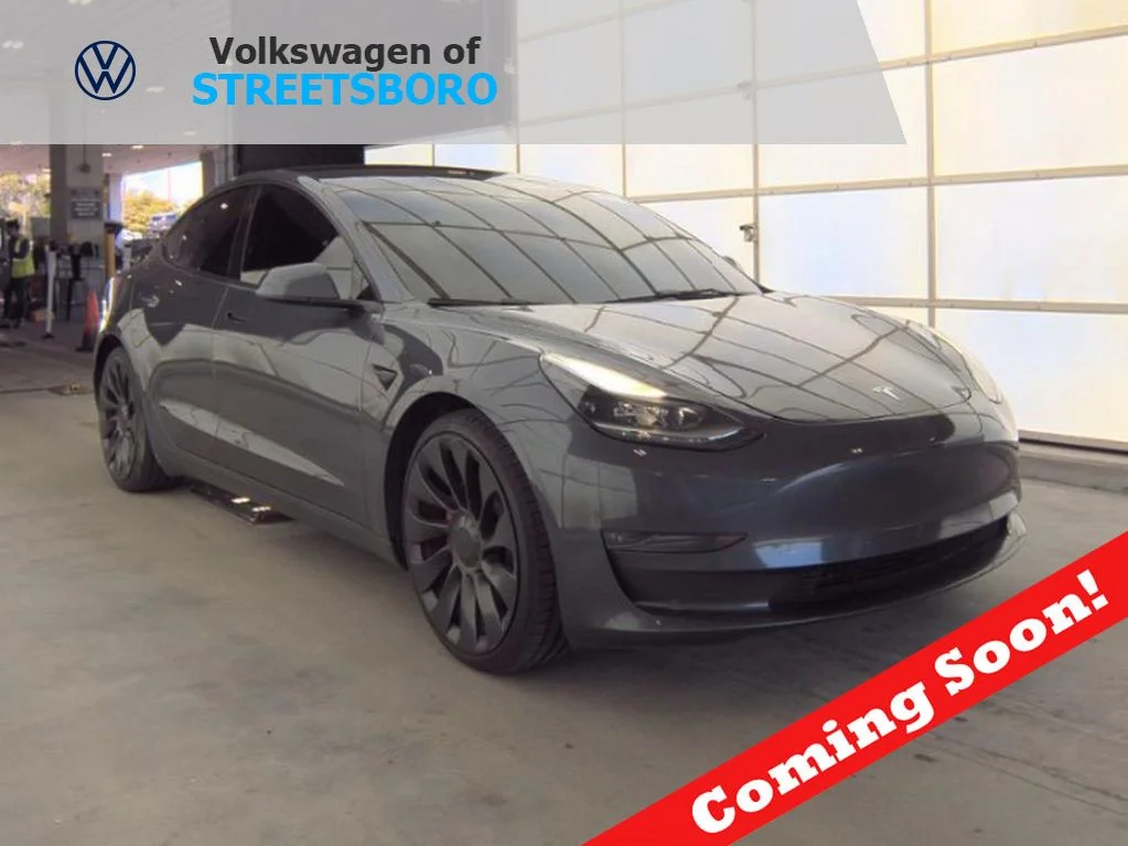2023 Tesla Model 3 Performance's photo