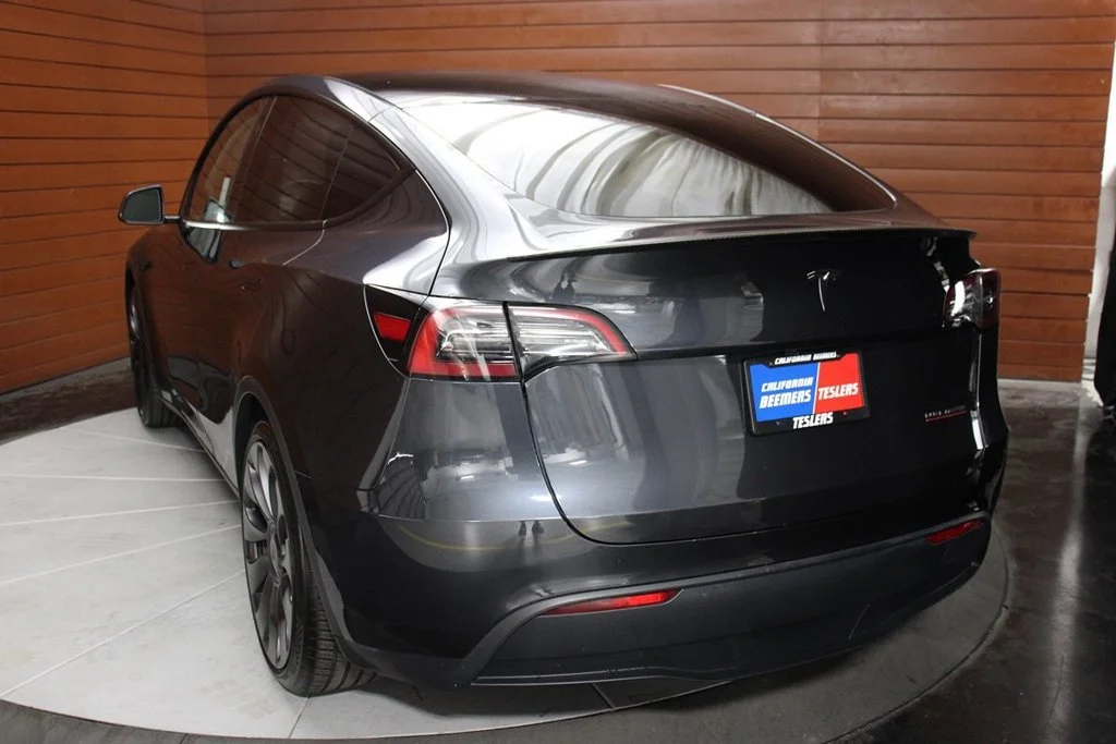 Used 2024 Stealth Gray Tesla Performance image 9