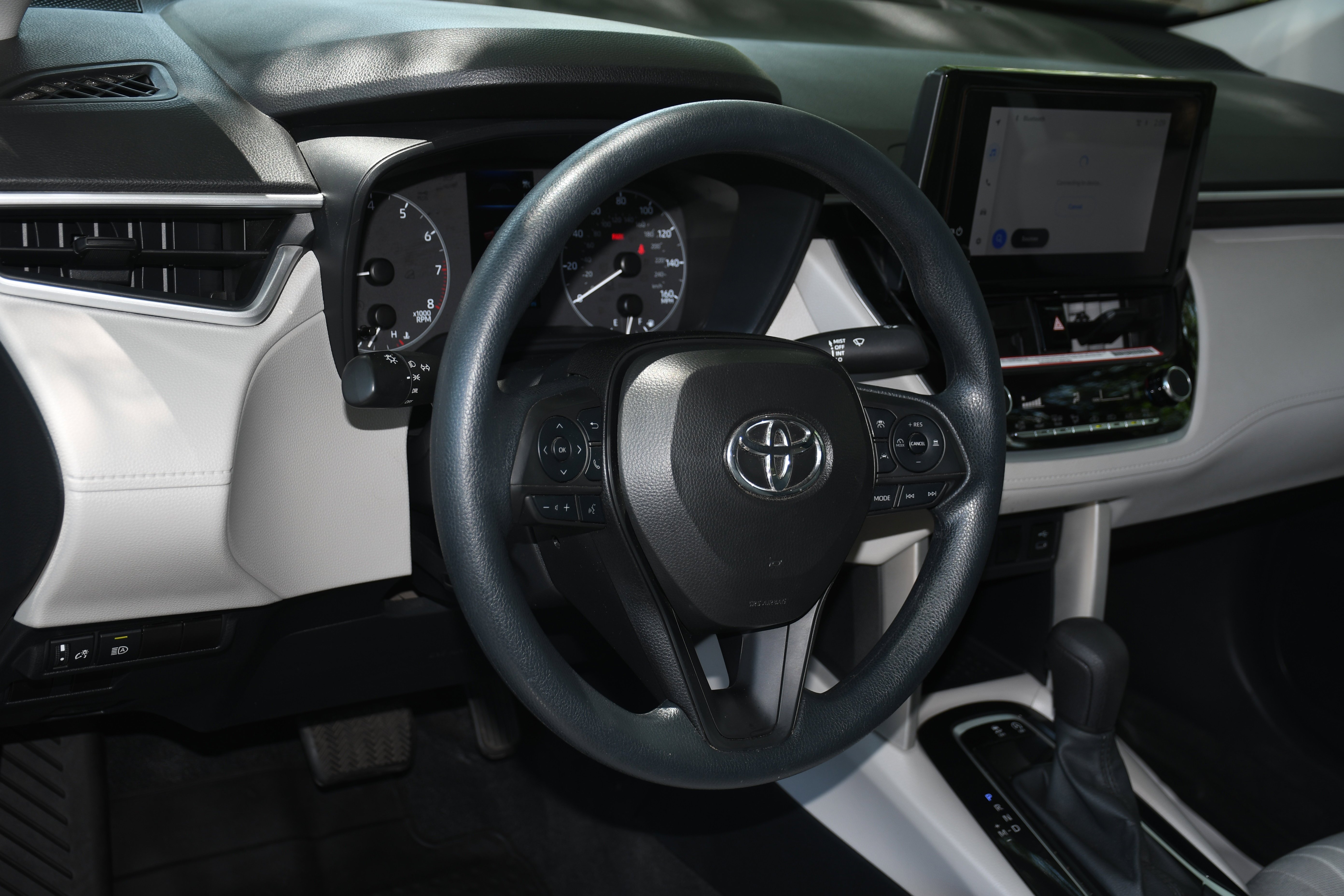 Used 2024 Silver Toyota L image 8