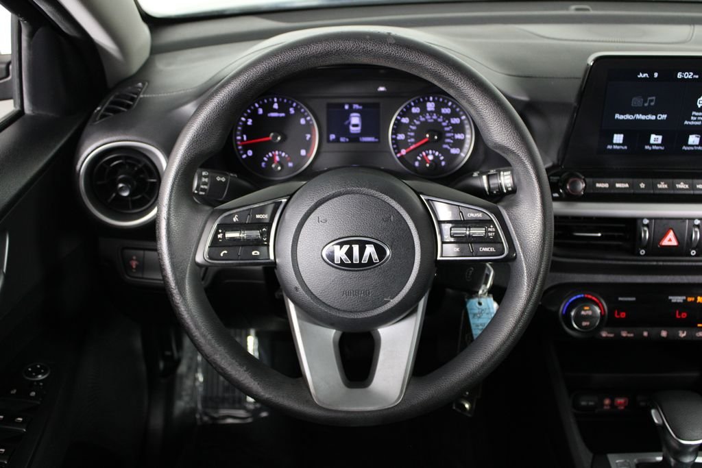Used 2019 Black Kia FE image 8