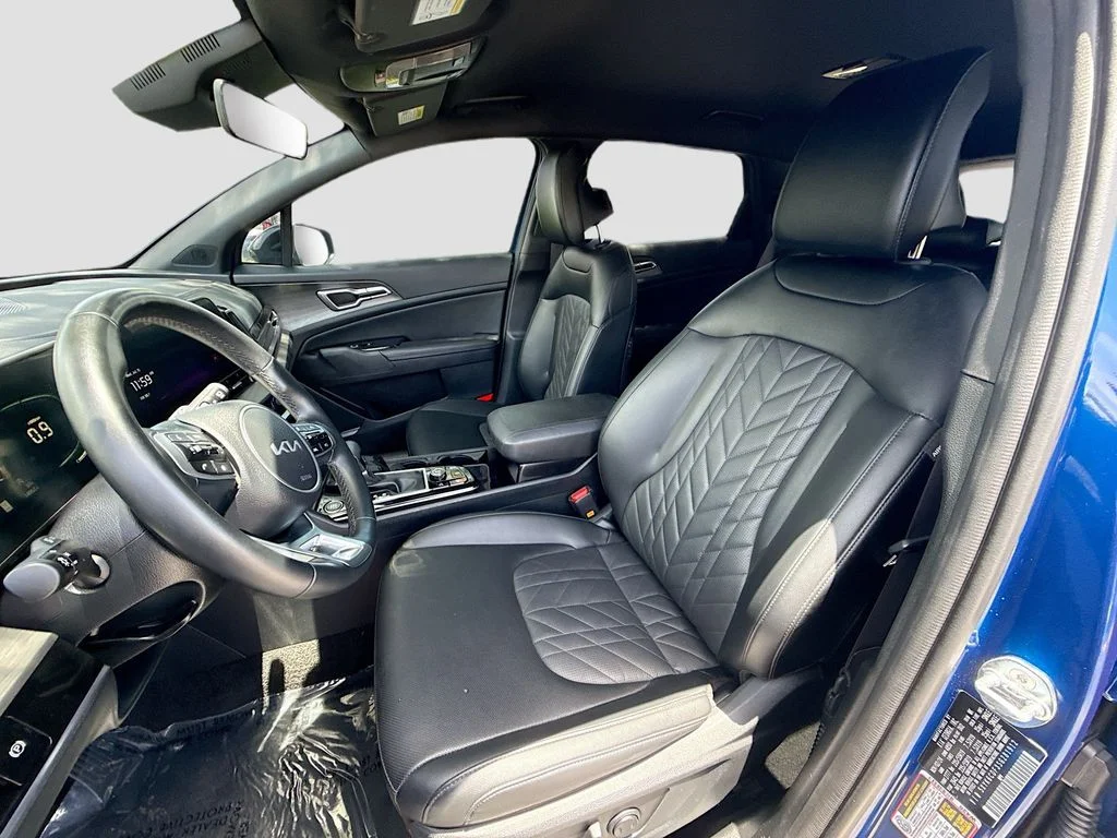 Used 2025 Blue Kia X-Line image 22