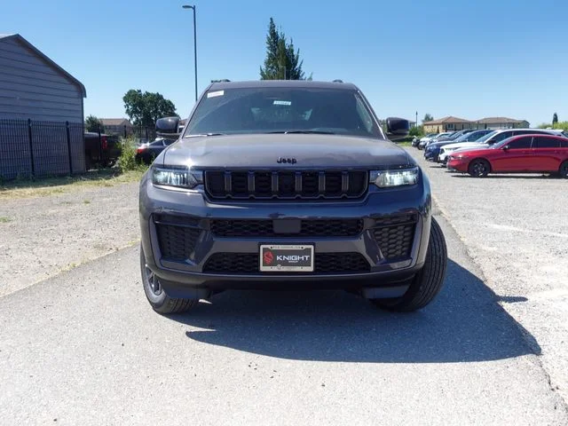 New 2026 Baltic Gray Metallic Clear-Coat Exterior Paint Jeep Laredo image 2