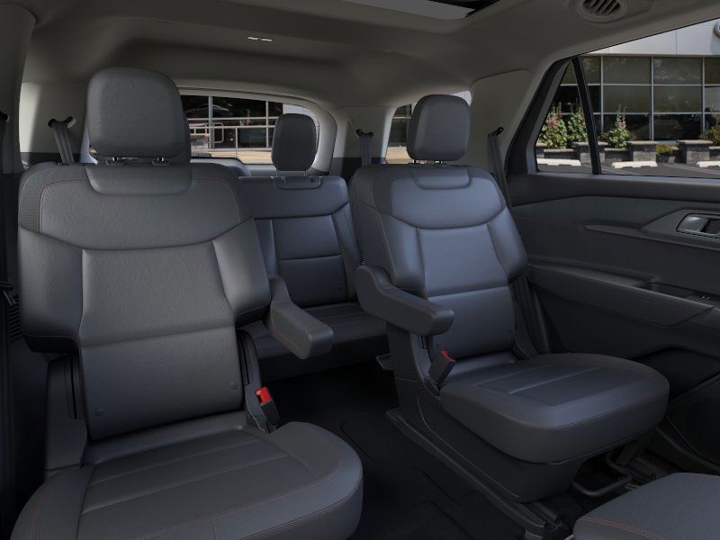 2025 Ford Explorer Active - Photo 11